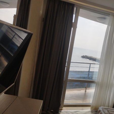 Sea View Triple S B Apartman Pomorie Kültér fotó