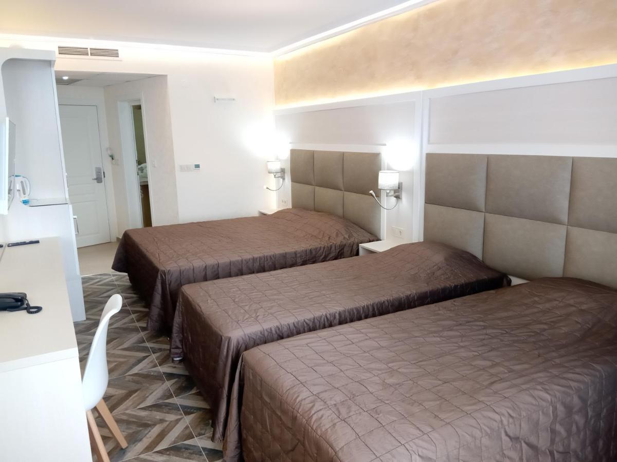 Sea View Triple S B Apartman Pomorie Kültér fotó