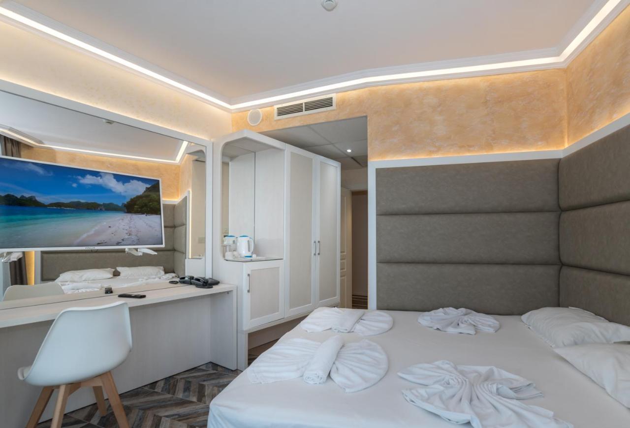 Sea View Triple S B Apartman Pomorie Kültér fotó